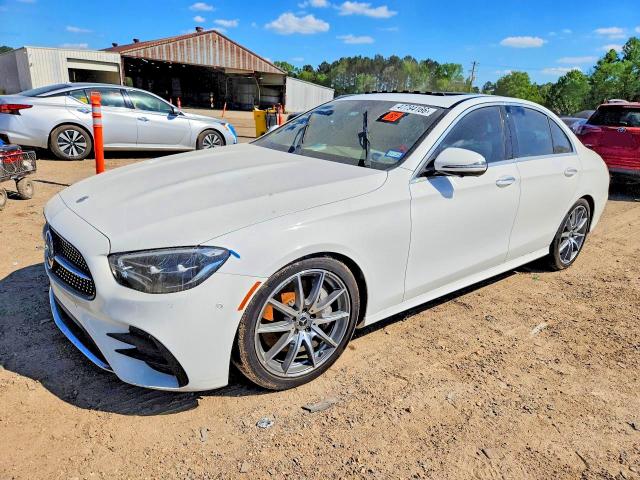 Продажа на аукционе авто 2022 Mercedes-benz E, vin: W1KZF8DB0NB087948, номер лота: 47794166
