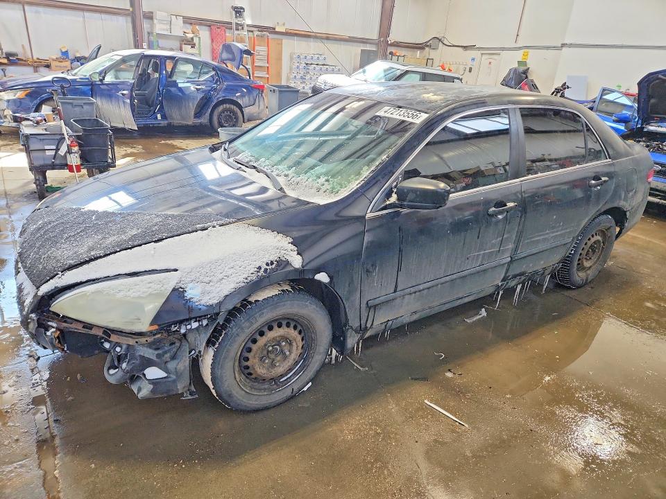 47213556 :رقم المزاد ، 1HGCM56114A806364 vin ، 2004 Honda Accord Dx 4dr مزاد بيع