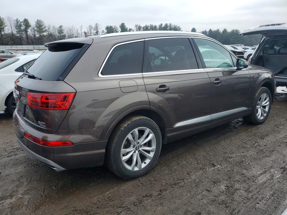 79816575 :رقم المزاد ، WA1LAAF77HD053006 vin ، 2017 Audi Q7 مزاد بيع