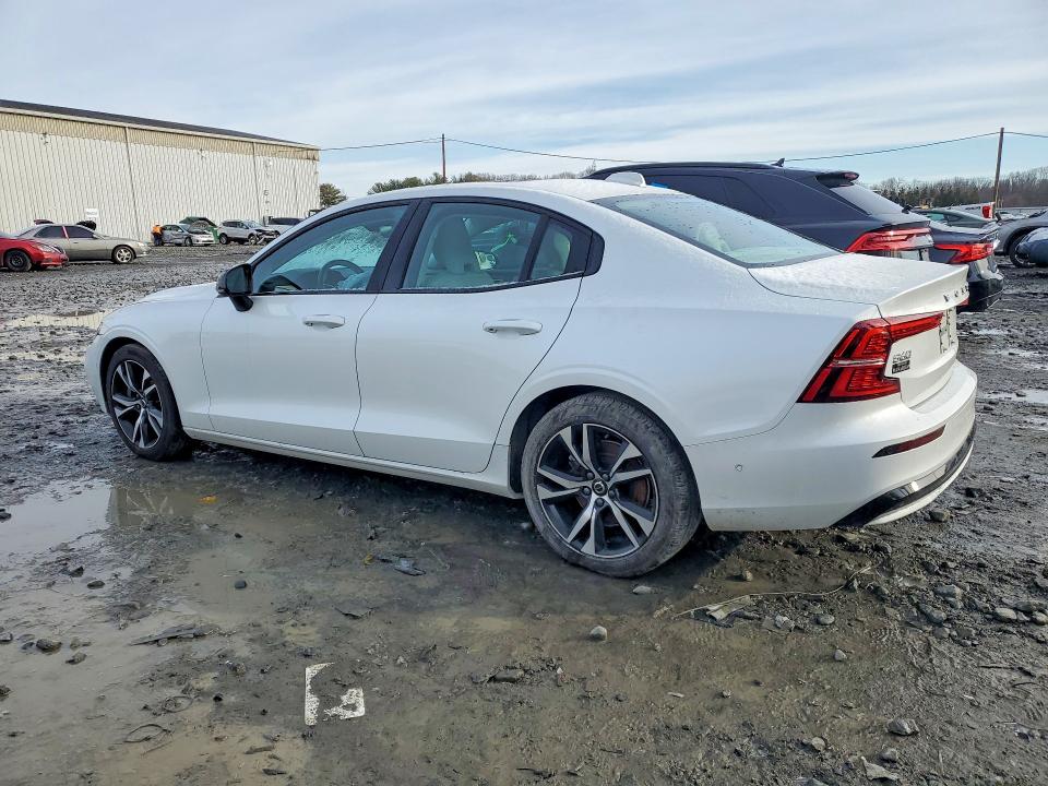 2024 Volvo S60 მანქანა იყიდება აუქციონზე, vin: 7JRL12FL6RG304057, აუქციონის ნომერი: 41673076