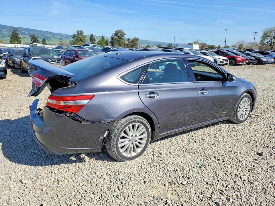 45820406 :رقم المزاد ، 4T1BD1EB1FU041389 vin ، 2015 Toyota Avalon Hybrid مزاد بيع