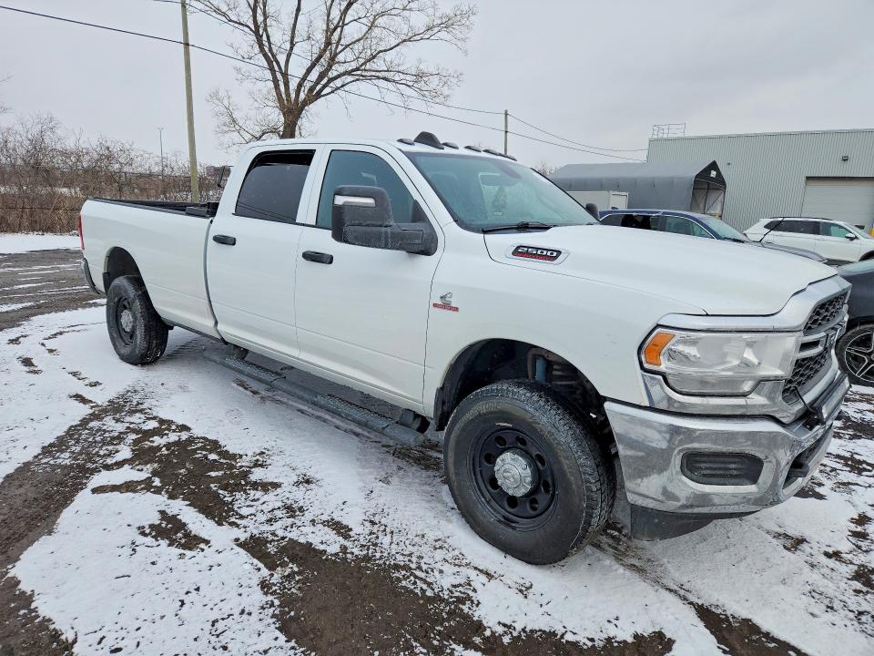 Продажа на аукционе авто 2023 Ram 2500, vin: 3C6UR5HL3PG553578, номер лота: 46733966