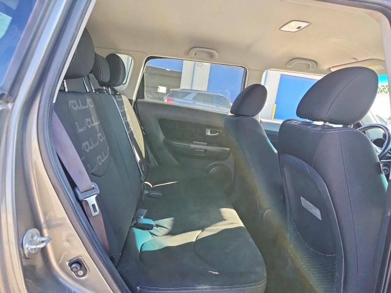 47285436 :رقم المزاد ، KNDJT2A6XD7597326 vin ، 2013 Kia Soul مزاد بيع