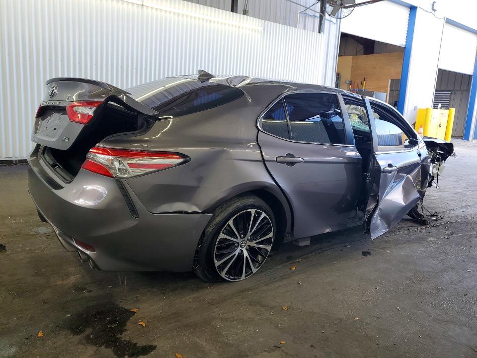 Продажа на аукционе авто 2019 Toyota Camry, vin: 4T1B11HKXKU199745, номер лота: 41739846