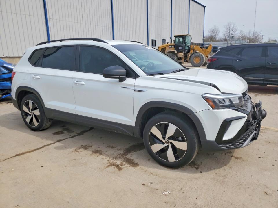 47057296 :رقم المزاد ، 3VV8X7B28RM062960 vin ، 2024 Volkswagen Taos مزاد بيع