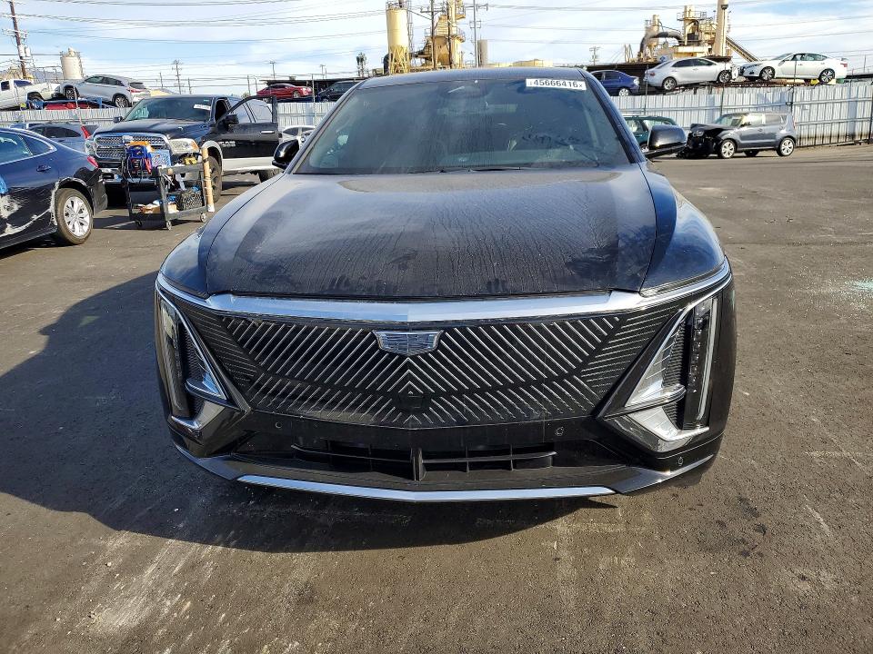 Продажа на аукционе авто 2024 Cadillac Lyriq, vin: 1GYKPMRL6RZ138041, номер лота: 45666416