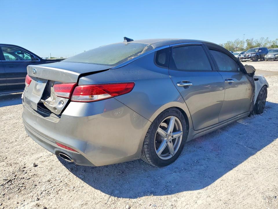 Auction sale of the 2016 Kia Optima, vin: 5XXGU4L32GG045093, lot number: 46560116