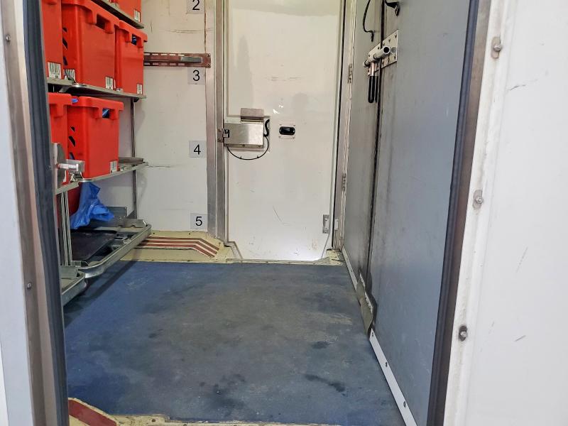 46948396 :رقم المزاد ، 1FDBW5Z89MKA96441 vin ، 2021 Ford Transit مزاد بيع
