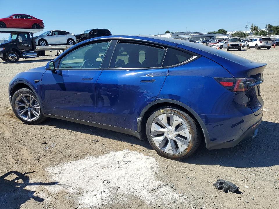 2024 Tesla Model Y მანქანა იყიდება აუქციონზე, vin: 7SAYGDEE2RA239025, აუქციონის ნომერი: 46483446