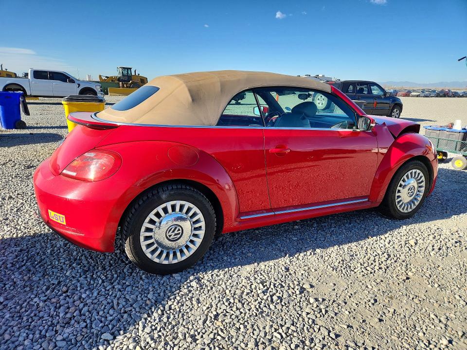 Продажа на аукционе авто 2015 Volkswagen Beetle, vin: 3VW517AT9FM802750, номер лота: 47552936