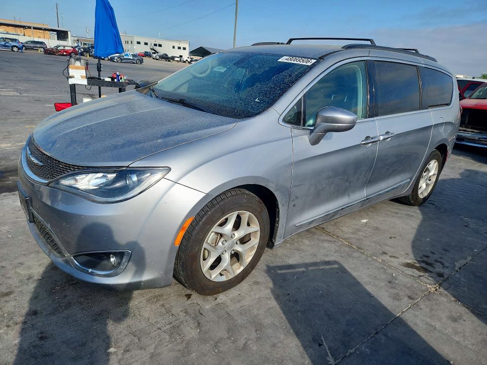 2017 Chrysler Pacifica მანქანა იყიდება აუქციონზე, vin: 2C4RC1BG5HR810014, აუქციონის ნომერი: 48069506