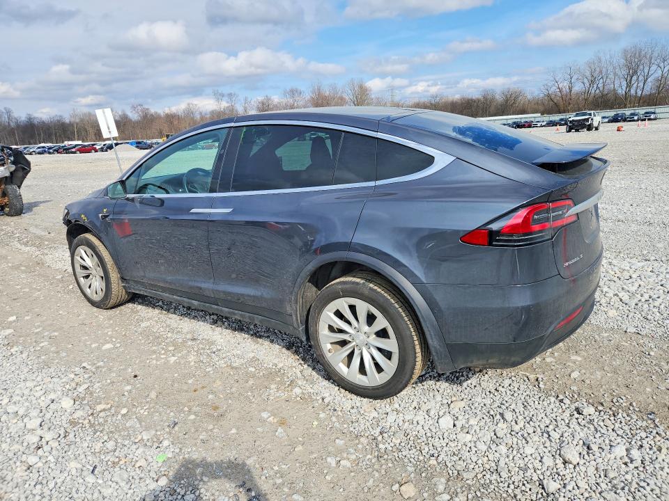 Продаж на аукціоні авто 2018 Tesla Model X, vin: 5YJXCDE24JF115663, номер лоту: 79979225