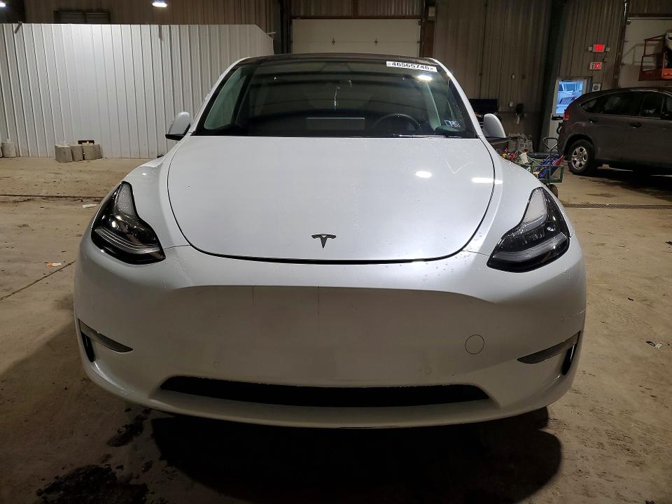 2022 Tesla Model Y მანქანა იყიდება აუქციონზე, vin: 7SAYGDEE9NA010335, აუქციონის ნომერი: 46565746