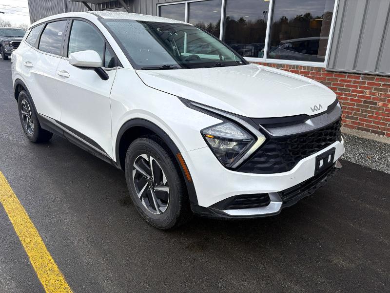2023 Kia Sportage Hybrid მანქანა იყიდება აუქციონზე, vin: KNDPUCAG1P7101680, აუქციონის ნომერი: 45967556