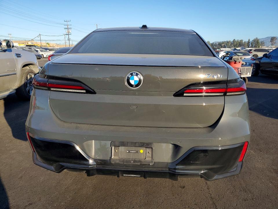 2025 Bmw 740 მანქანა იყიდება აუქციონზე, vin: WBA23EH02SCV31345, აუქციონის ნომერი: 46765566