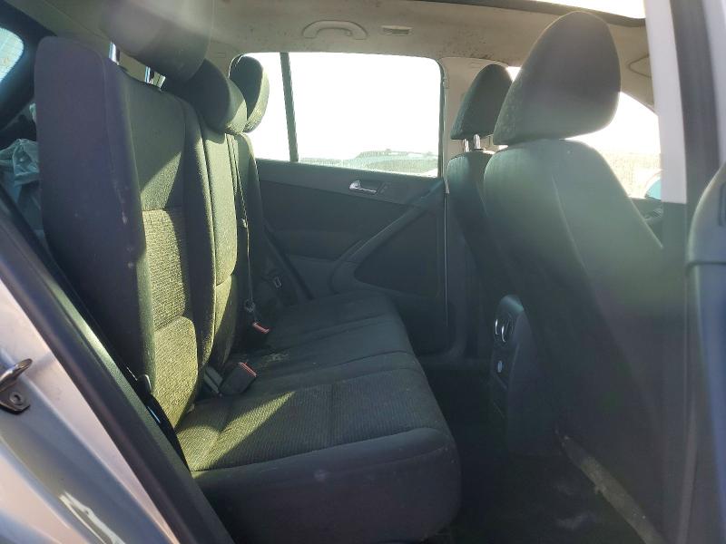 46070426 :رقم المزاد ، WVGBV7AX6CW600808 vin ، 2012 Volkswagen Tiguan مزاد بيع