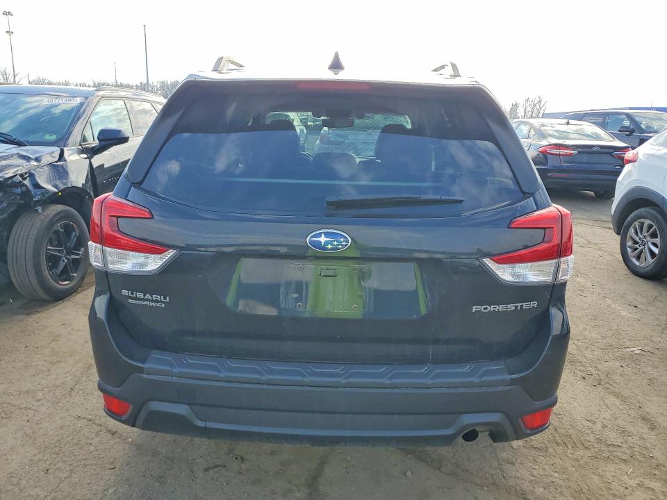 Продаж на аукціоні авто 2021 Subaru Forester, vin: JF2SKAJC2MH515222, номер лоту: 46896606