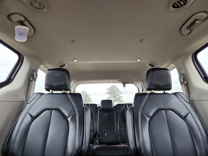 45882576 :رقم المزاد ، 2C4RC1DG9LR182173 vin ، 2020 Chrysler Voyager مزاد بيع