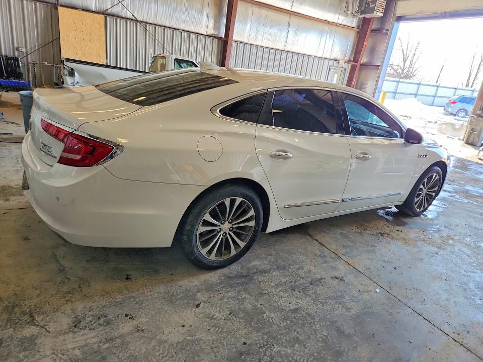 46337666 :رقم المزاد ، 1G4ZR5SS9HU166588 vin ، 2017 Buick Lacrosse مزاد بيع