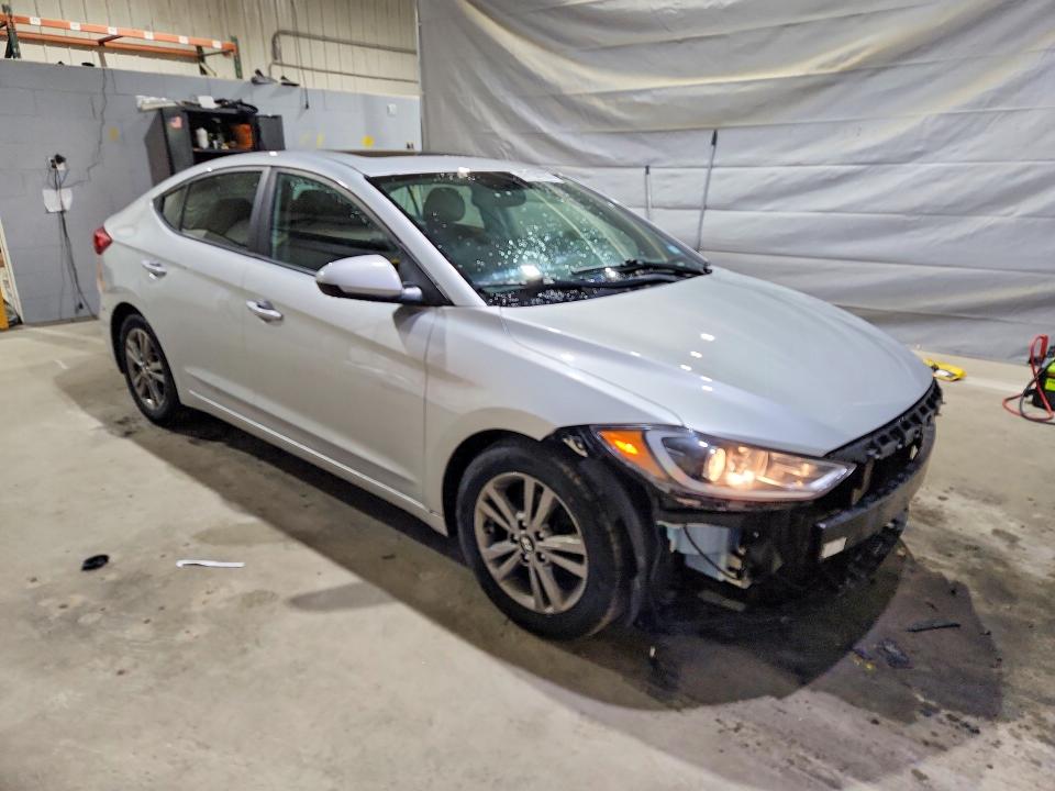 47154756 :رقم المزاد ، 5NPD84LF7JH399821 vin ، 2018 Hyundai Elantra مزاد بيع
