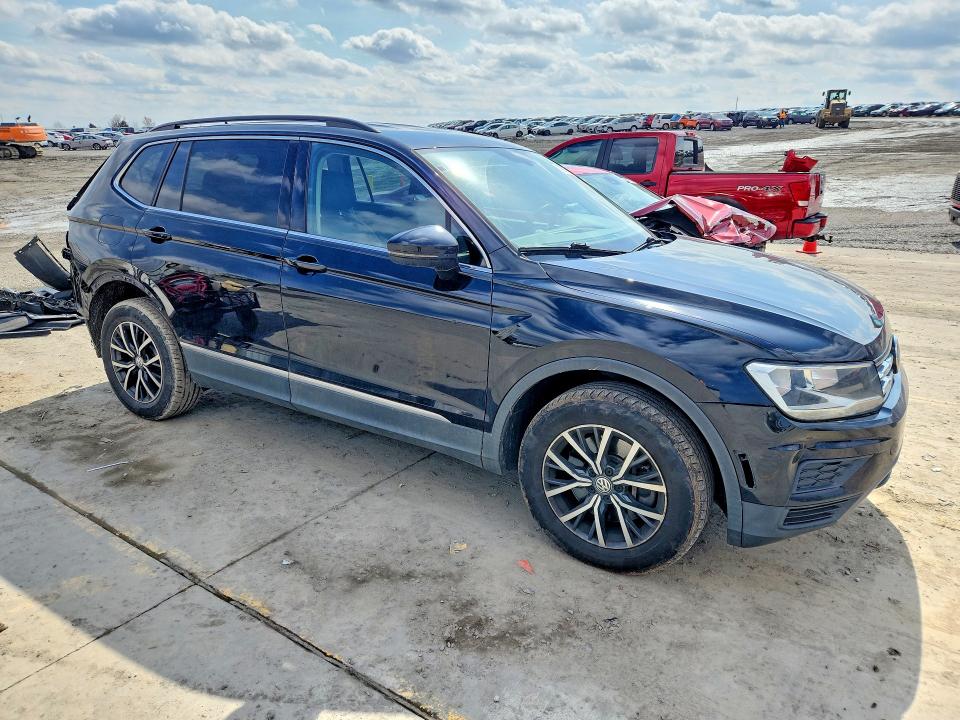 79018235 :رقم المزاد ، 3VV3B7AX9LM166516 vin ، 2020 Volkswagen Tiguan مزاد بيع