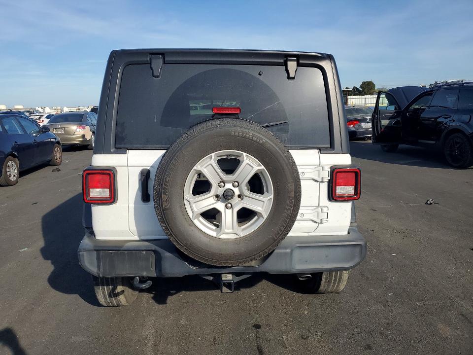 45628596 :رقم المزاد ، 1C4HJXDG2MW519392 vin ، 2021 Jeep Wrangler Unlimited مزاد بيع
