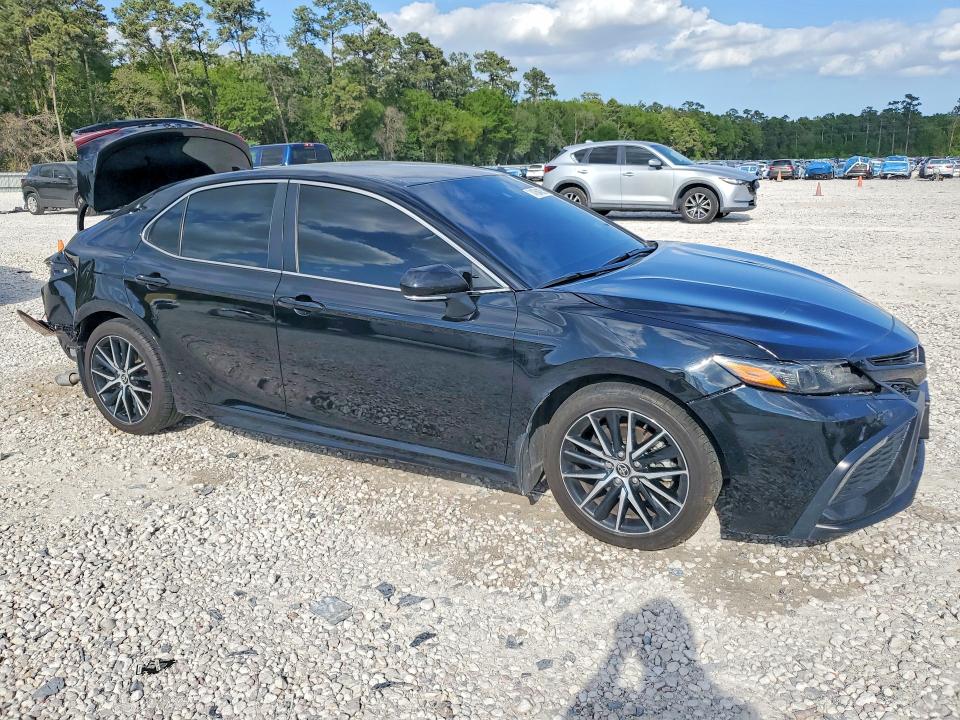 Продажа на аукционе авто 2022 Toyota Camry, vin: 4T1G11AK1NU651456, номер лота: 47643636