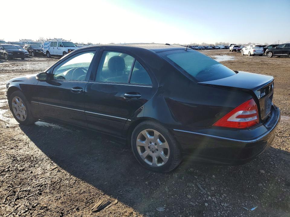 42076546 :رقم المزاد ، WDBRF92H96F787936 vin ، 2006 Mercedes-benz C مزاد بيع