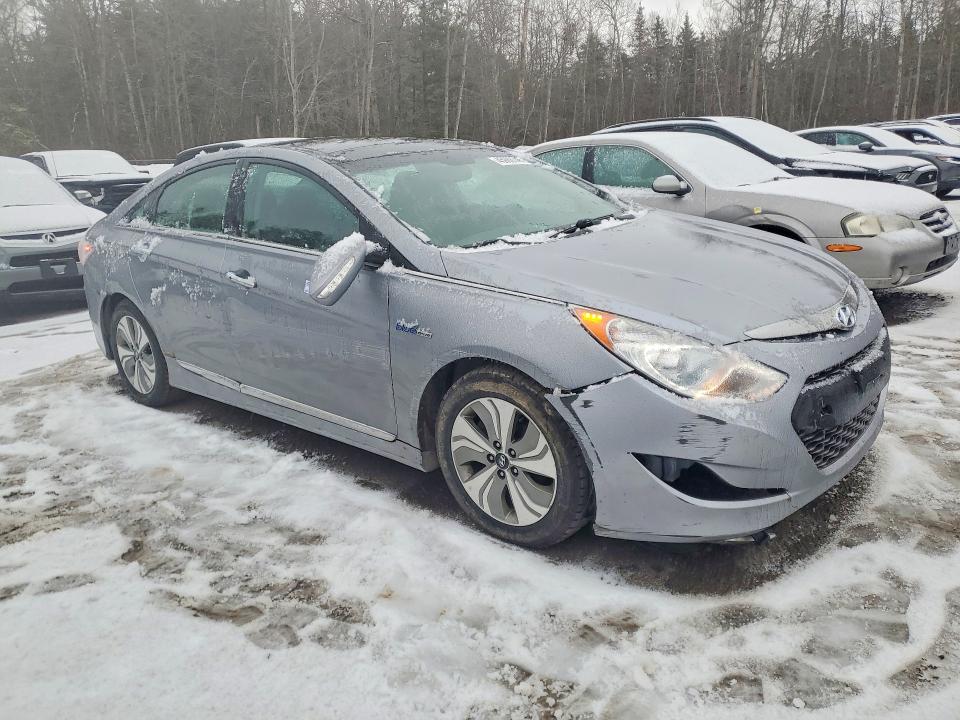 2015 Hyundai Sonata Hybrid მანქანა იყიდება აუქციონზე, vin: KMHEC4A4XFA127830, აუქციონის ნომერი: 45988746