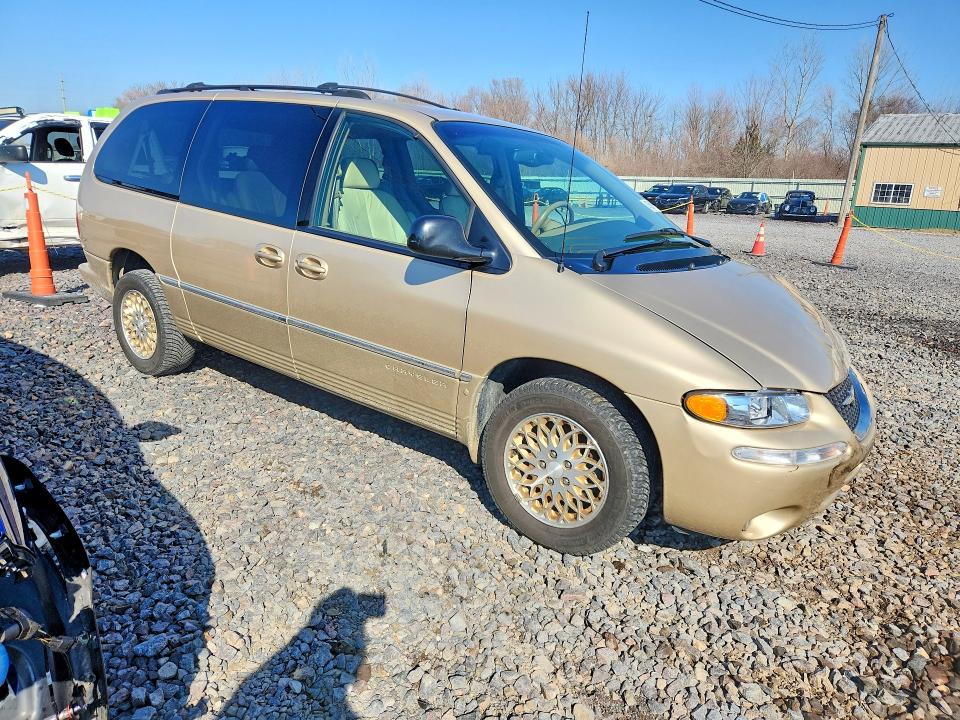 1998 Chrysler Town & Country მანქანა იყიდება აუქციონზე, vin: 1C4GP64L2WB557345, აუქციონის ნომერი: 45593296