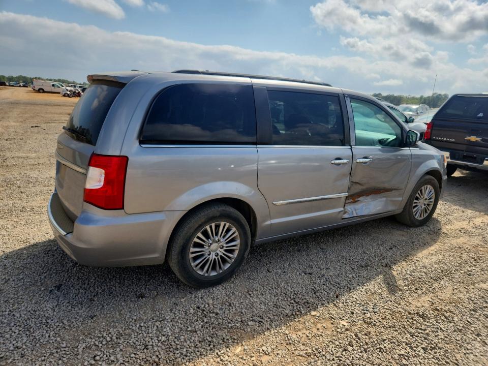 47637226 :رقم المزاد ، 2C4RC1CG9DR777365 vin ، 2013 Chrysler Town & Country مزاد بيع