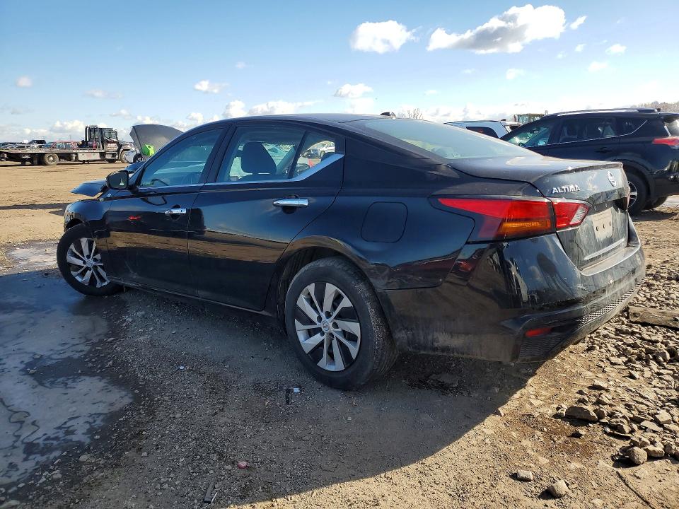 Продажа на аукционе авто 2020 Nissan Altima, vin: 1N4BL4BV0LC235149, номер лота: 45923546