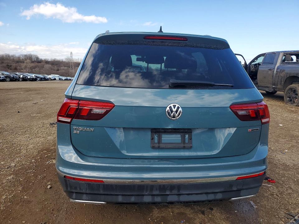 Продажа на аукционе авто 2020 Volkswagen Tiguan, vin: 3VV2B7AX0LM170451, номер лота: 47202016