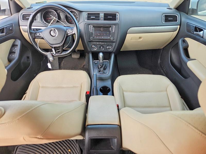46813326 :رقم المزاد ، 3VWDB7AJ6JM252245 vin ، 2018 Volkswagen Jetta مزاد بيع