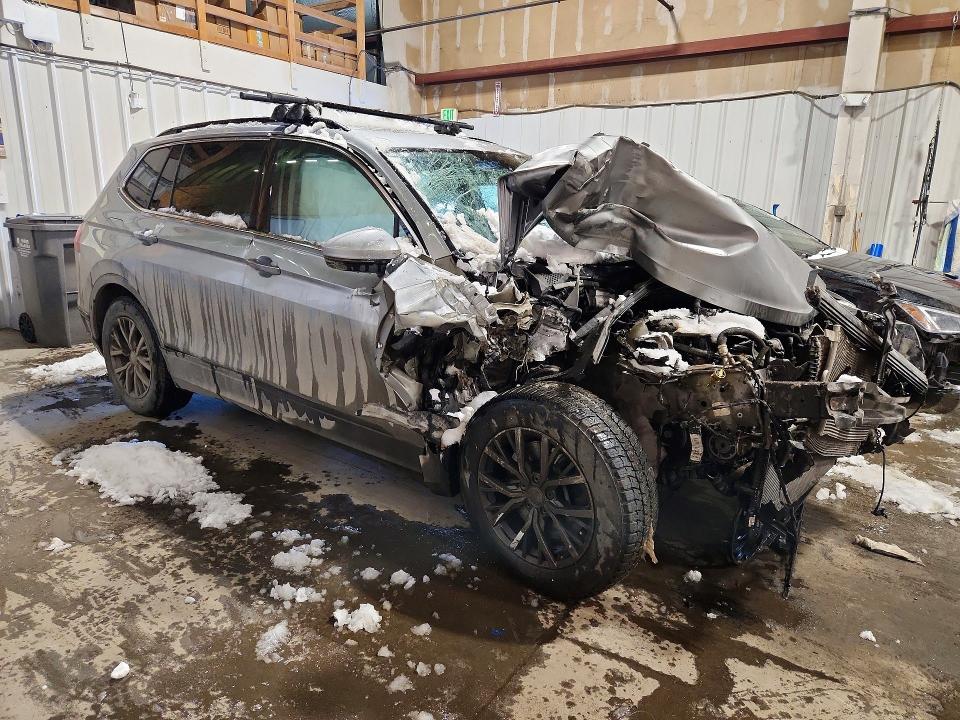Продажа на аукционе авто 2019 Volkswagen Tiguan, vin: 3VV2B7AX7KM137252, номер лота: 49686886