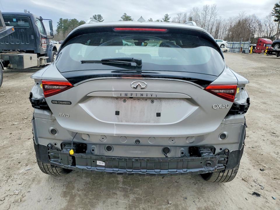2018 Infiniti Qx30 მანქანა იყიდება აუქციონზე, vin: SJKCH5CRXJA005745, აუქციონის ნომერი: 46652896