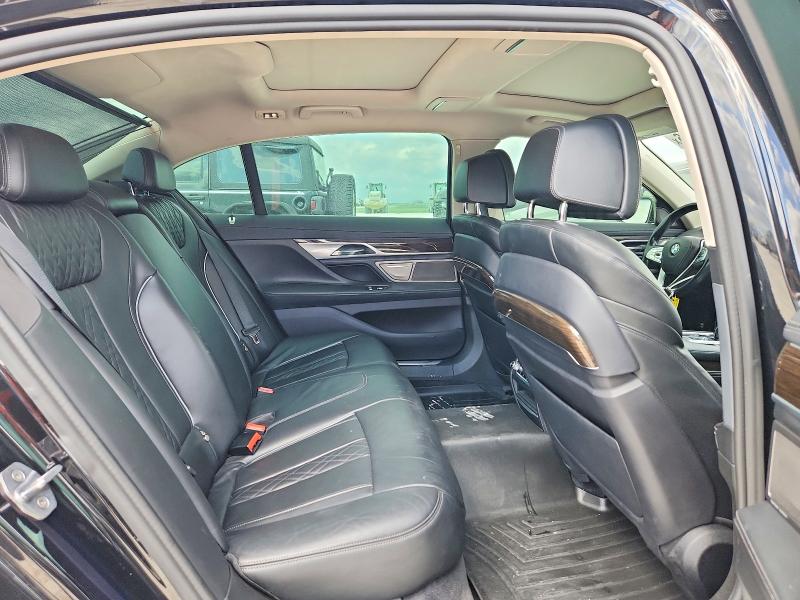 41959346 :رقم المزاد ، WBA7F0C51GGL99990 vin ، 2016 Bmw 750 مزاد بيع