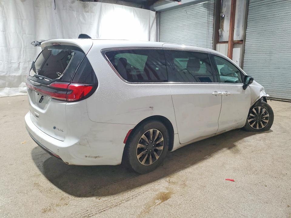 2024 Chrysler Pacifica მანქანა იყიდება აუქციონზე, vin: 2C4RC1S74RR170959, აუქციონის ნომერი: 41598066