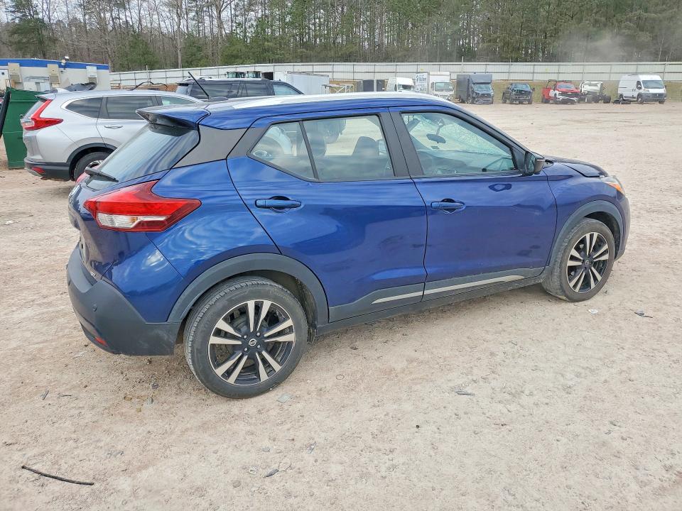 46627646 :رقم المزاد ، 3N1CP5DV8LL579468 vin ، 2020 Nissan Kicks مزاد بيع