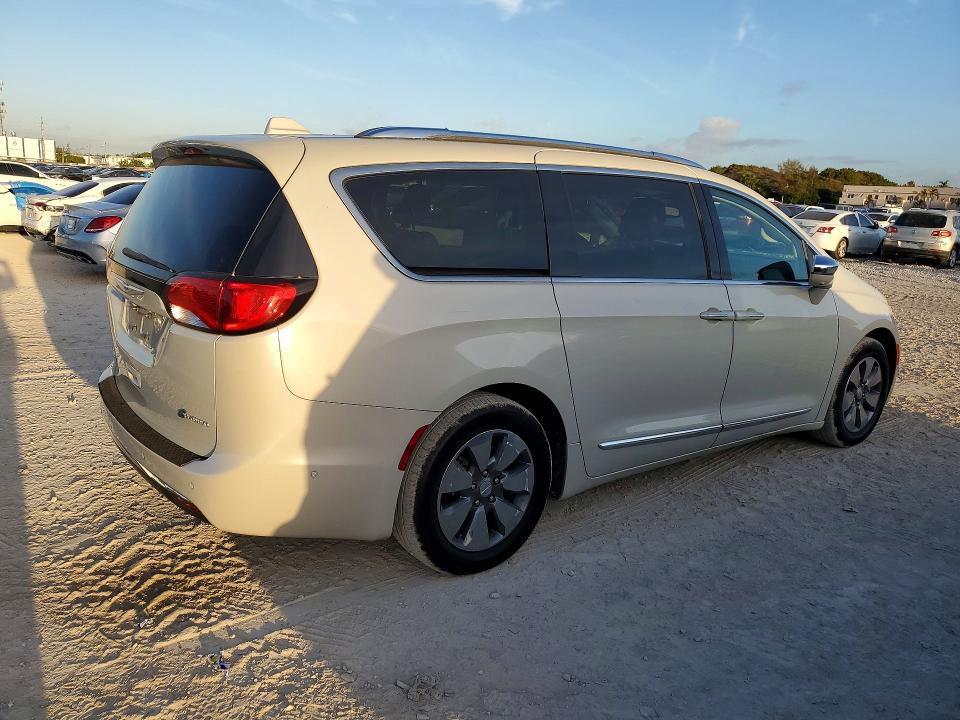 2017 Chrysler Pacifica მანქანა იყიდება აუქციონზე, vin: 2C4RC1N74HR689505, აუქციონის ნომერი: 45824506
