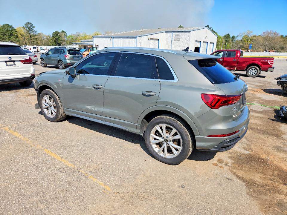 46292316 :رقم المزاد ، WA1EECF38P1117138 vin ، 2023 Audi Q3 مزاد بيع