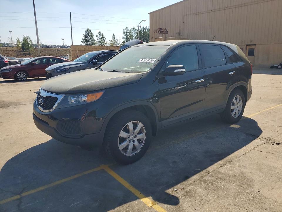47531476 :رقم المزاد ، 5XYKT4A15DG326827 vin ، 2013 Kia Sorento مزاد بيع