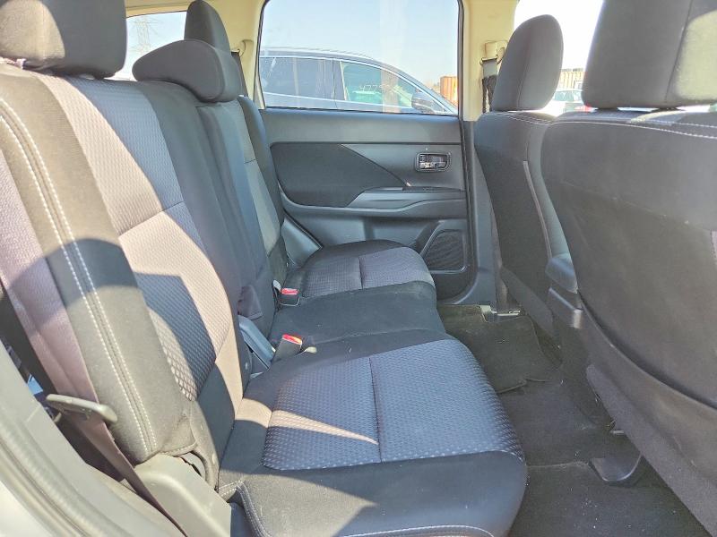 Продаж на аукціоні авто 2018 Mitsubishi Outlander, vin: JA4AD3A38JZ004291, номер лоту: 47774646