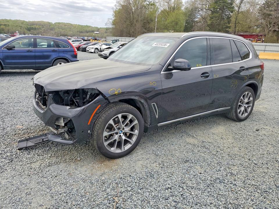 48209336 :رقم المزاد ، 5UXCR6C02M9E06253 vin ، 2021 Bmw X5 مزاد بيع