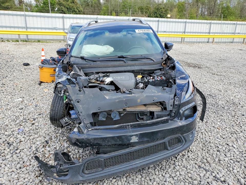 Продажа на аукционе авто 2015 Jeep Cherokee, vin: 1C4PJLCB6FW662956, номер лота: 47958366