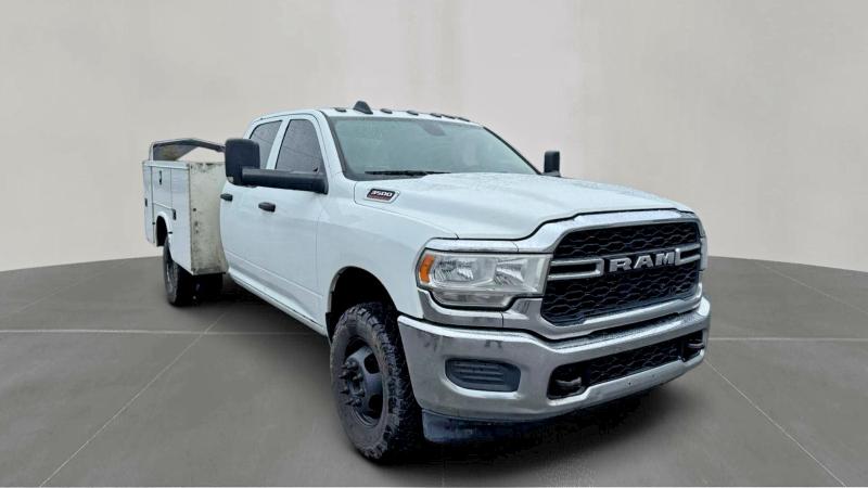 46732316 :رقم المزاد ، 3C7WRTCL7LG225669 vin ، 2020 Ram 3500 مزاد بيع