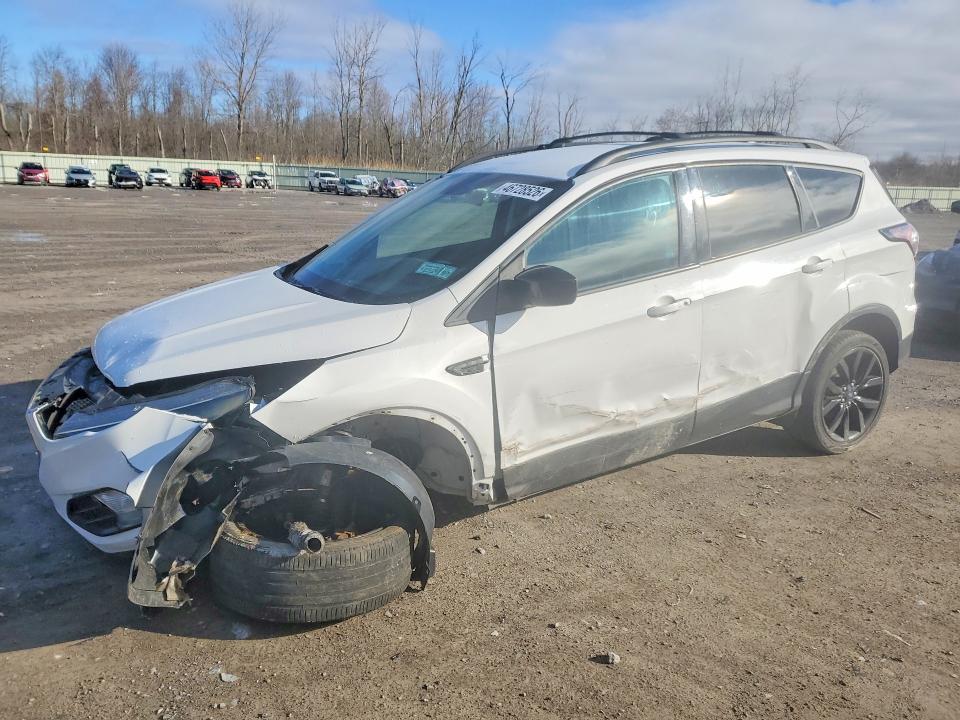 Продажа на аукционе авто 2017 Ford Escape, vin: 1FMCU9G99HUD70941, номер лота: 46728526