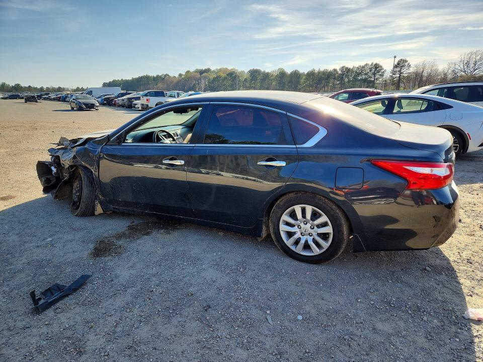 Продаж на аукціоні авто 2017 Nissan Altima, vin: 1N4AL3APXHN339961, номер лоту: 79343705