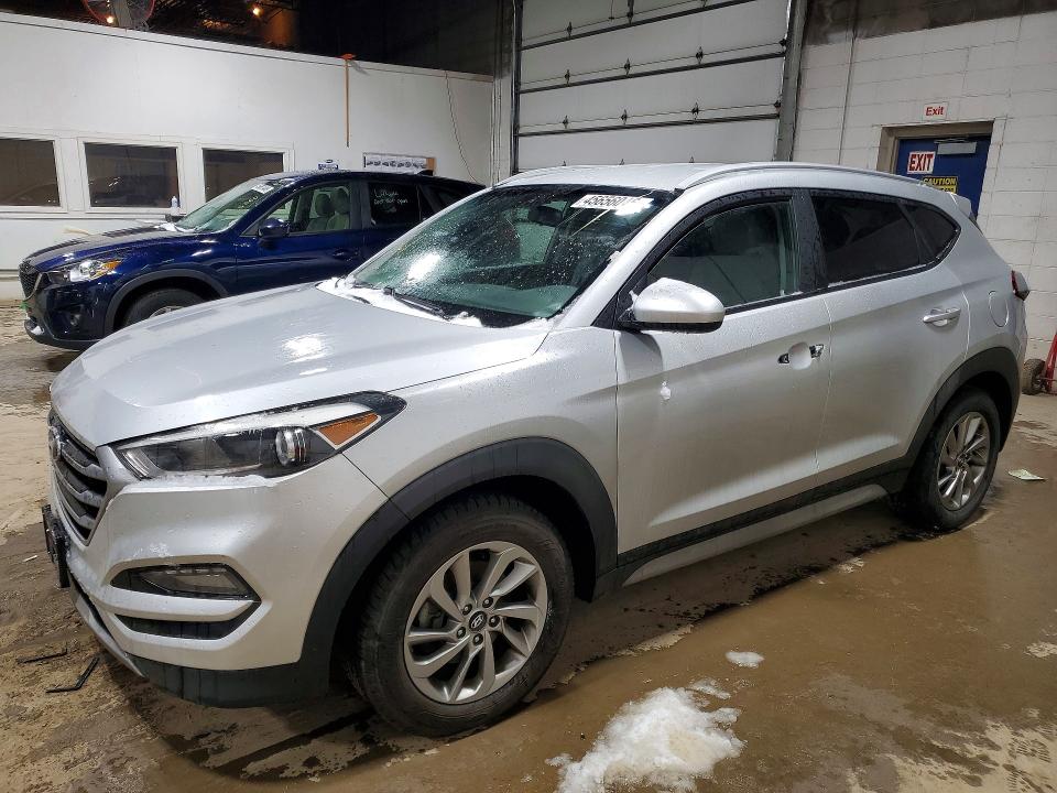 45656046 :رقم المزاد ، KM8J33A42JU693237 vin ، 2018 Hyundai Tucson مزاد بيع