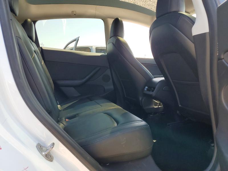 47134776 :رقم المزاد ، 5YJYGDEE2MF115555 vin ، 2021 Tesla Model Y مزاد بيع